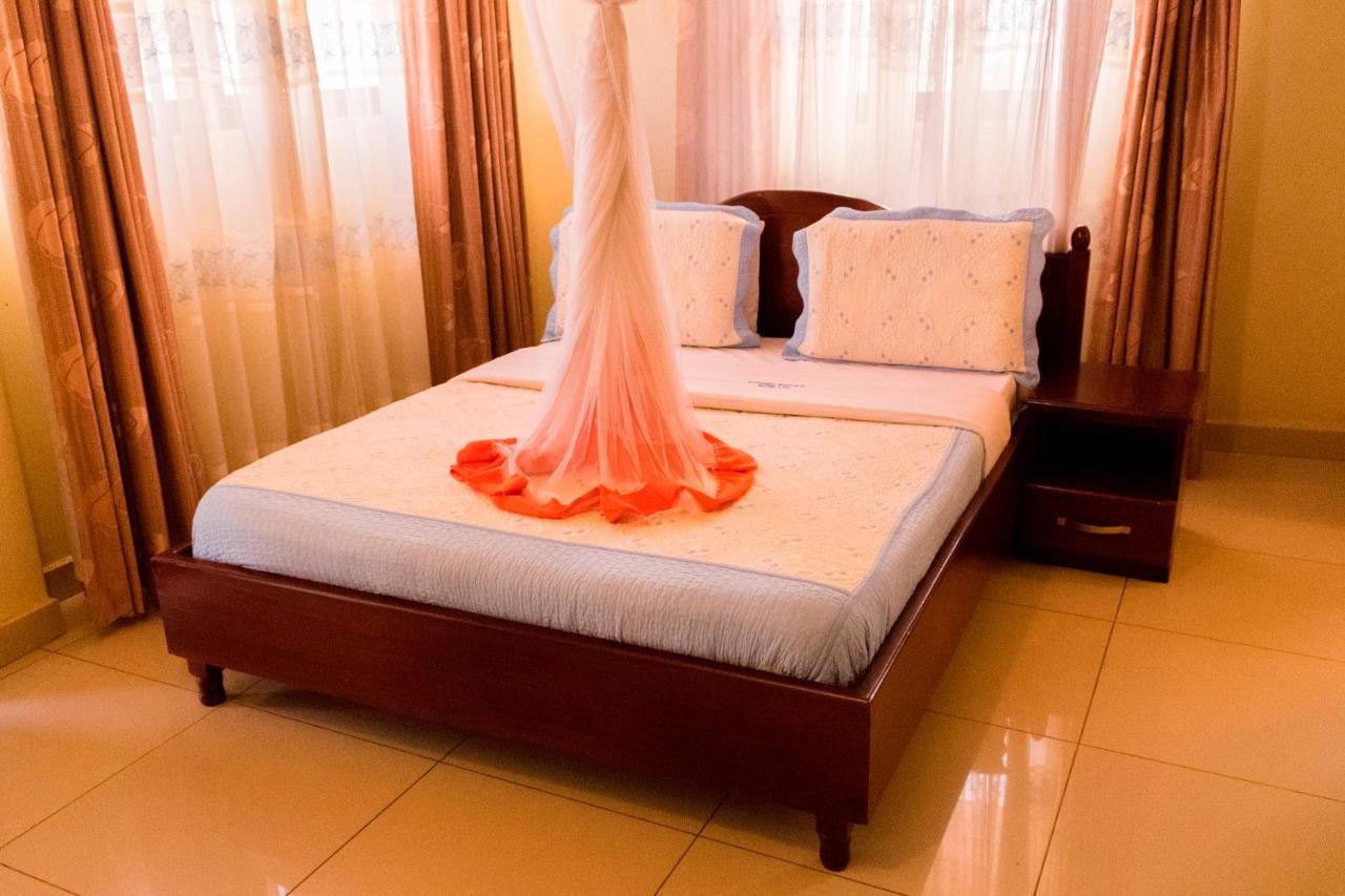 Kahondo Buffalo Hotel Kampala Makerere Eksteriør billede