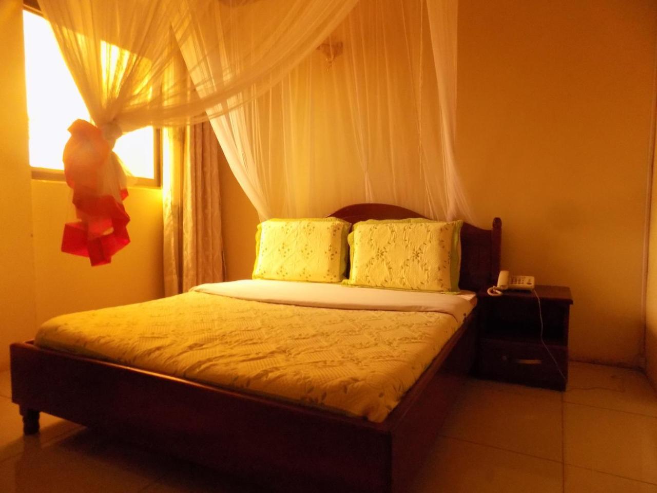 Kahondo Buffalo Hotel Kampala Makerere Eksteriør billede